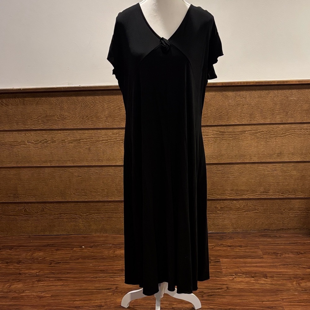 GAP Black Maxi Dress with V-Neck Knot Detail